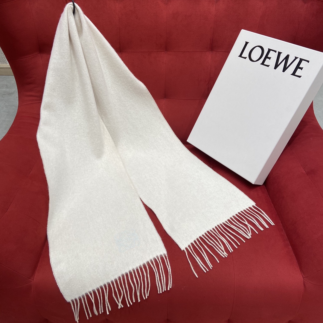 𝐋𝐎𝐄𝐖𝐄 Classic basic scarf for men and women 90% wool 10% cashmere