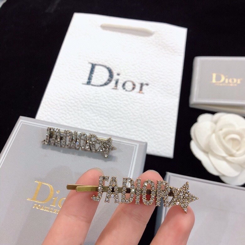Dior CD brooch