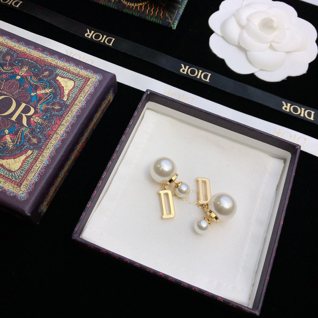 Dior earrings