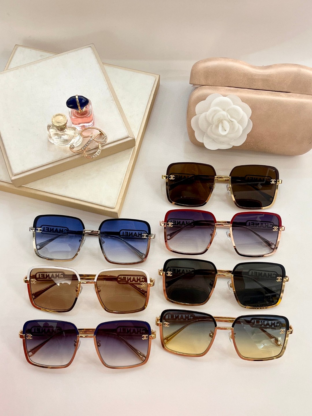 CHANEL sunglasses, MODEL: CH95601