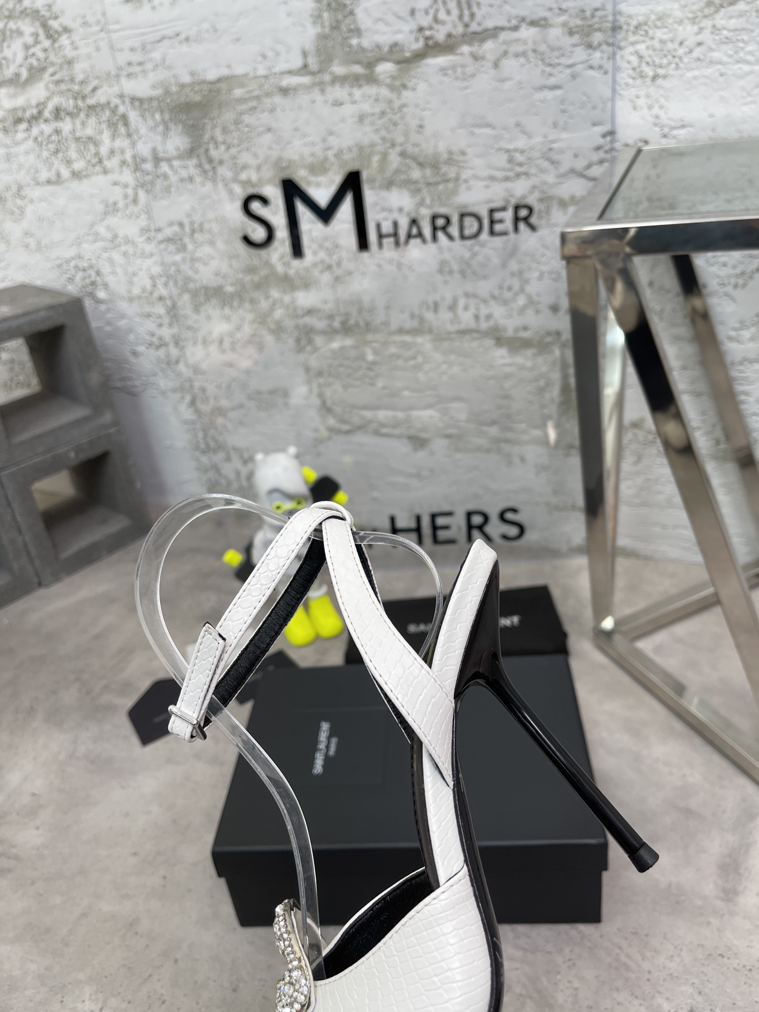 𝙎𝙖𝙞𝙣𝙩 𝙇𝙖𝙪𝙧𝙚𝙣𝙩 | 𝟐𝟎𝟐𝟐/𝐒𝐒 𝐧𝐞𝐰 YSL｜Early spring hot ysl high heel strappy sandals Italian leather sole