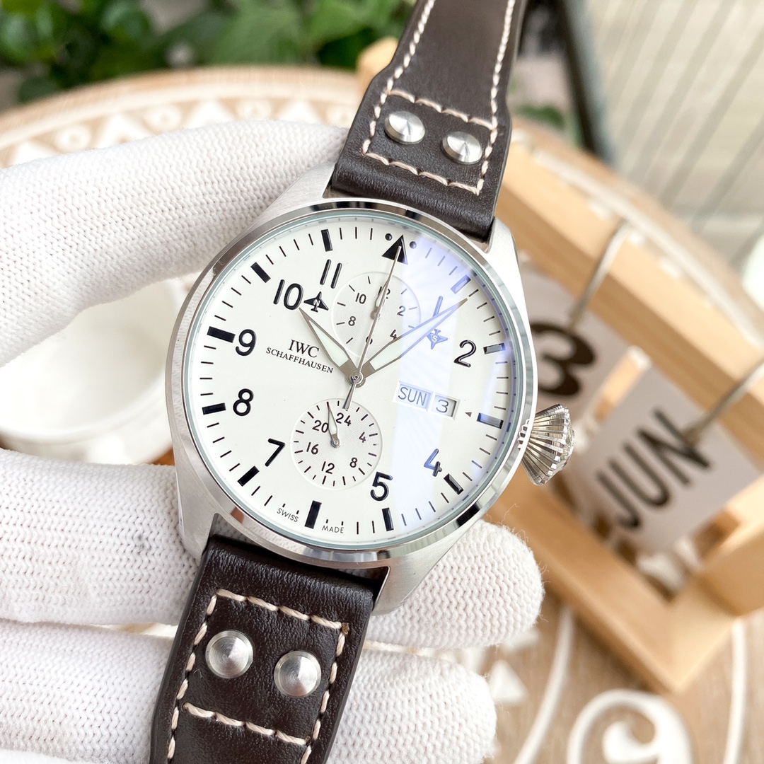 IWC- Fine men's watches Fully automatic mechanical movement, top 316 steel case and strap