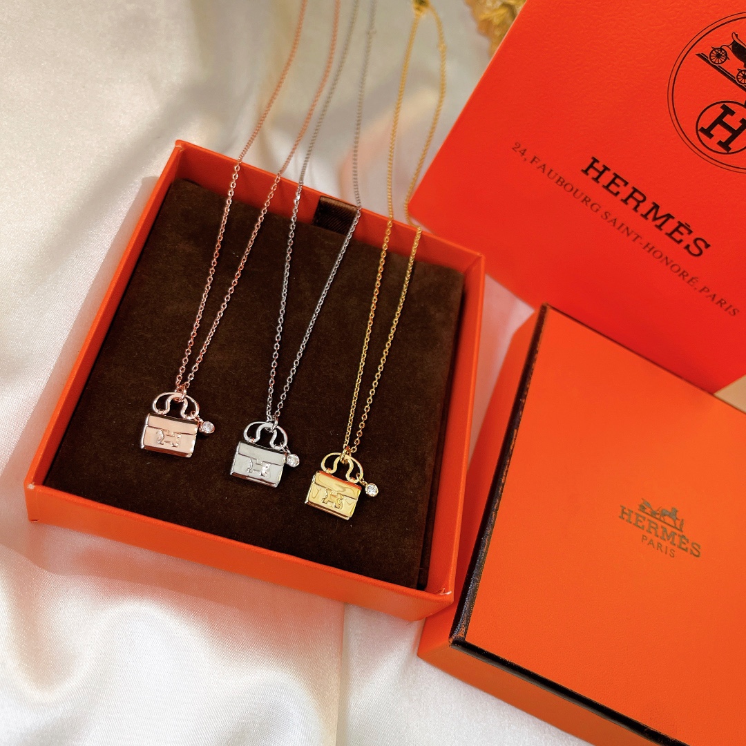 Hermes necklace