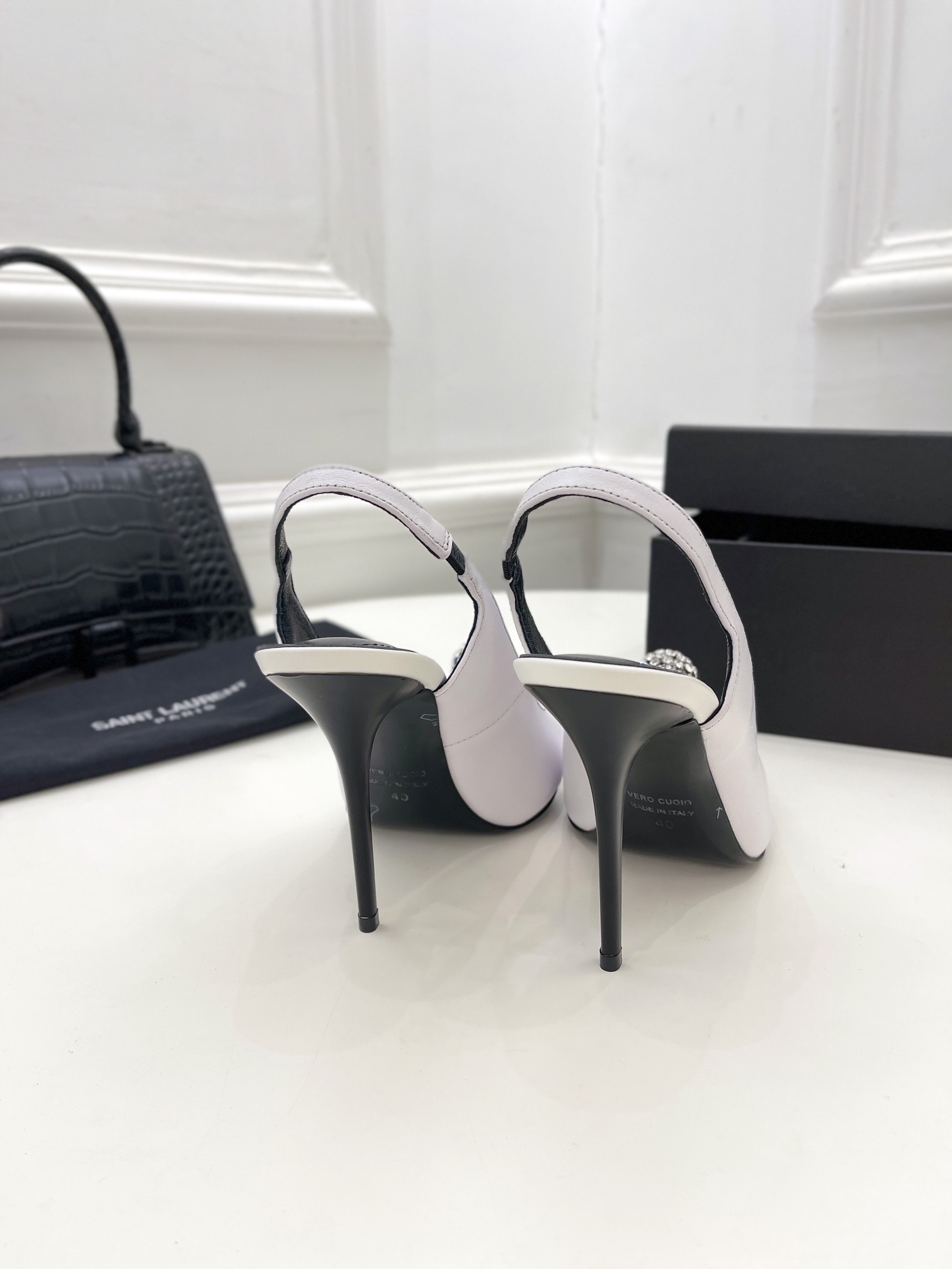 𝙎𝙖𝙞𝙣𝙩 𝙇𝙖𝙪𝙧𝙚𝙣𝙩 | 𝟐𝟎𝟐𝟏/𝐒𝐒 𝐧𝐞𝐰 YSL｜Roland 2022/fw early spring new baked high heels