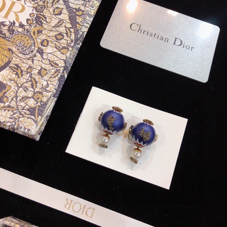 Dior earrings