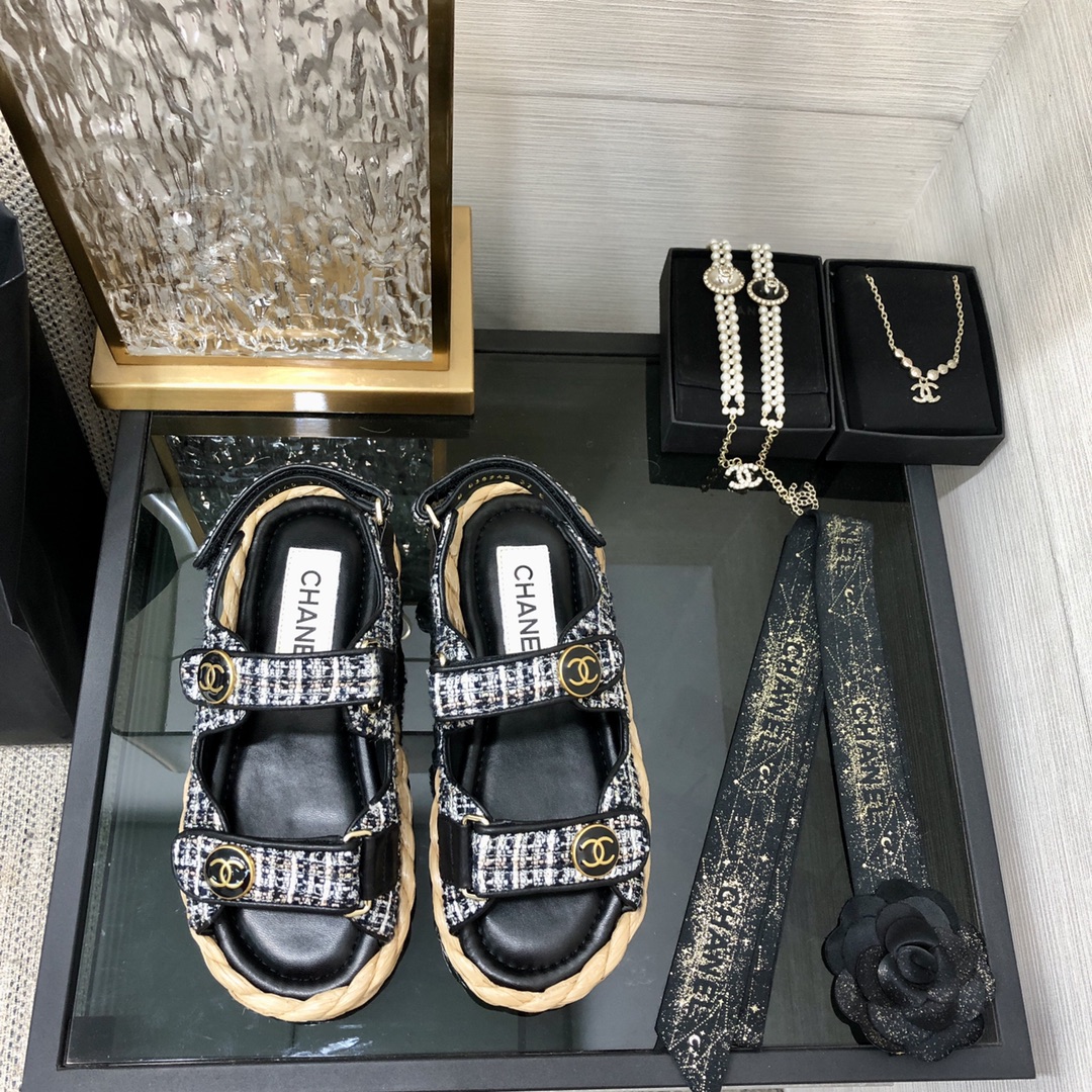 CHANEL 2023 spring and summer latest woven velcro sandals Japan imported woven materials