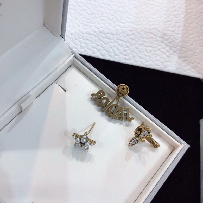 Dior CD letter JADIOR asymmetric stud earrings