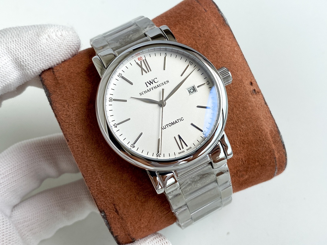 IWC- Fine men's watches Fully automatic mechanical movement, top 316 steel case and strap