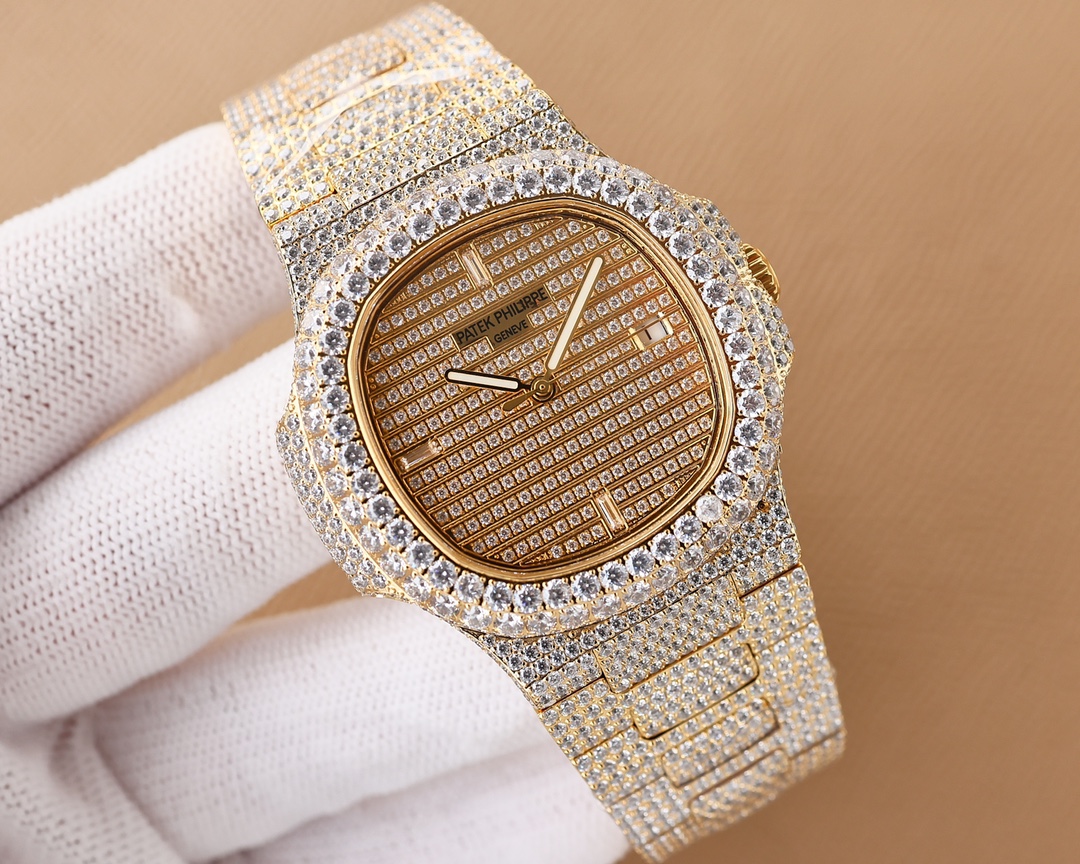 Patek Philippe Platinum Nautilus Watches