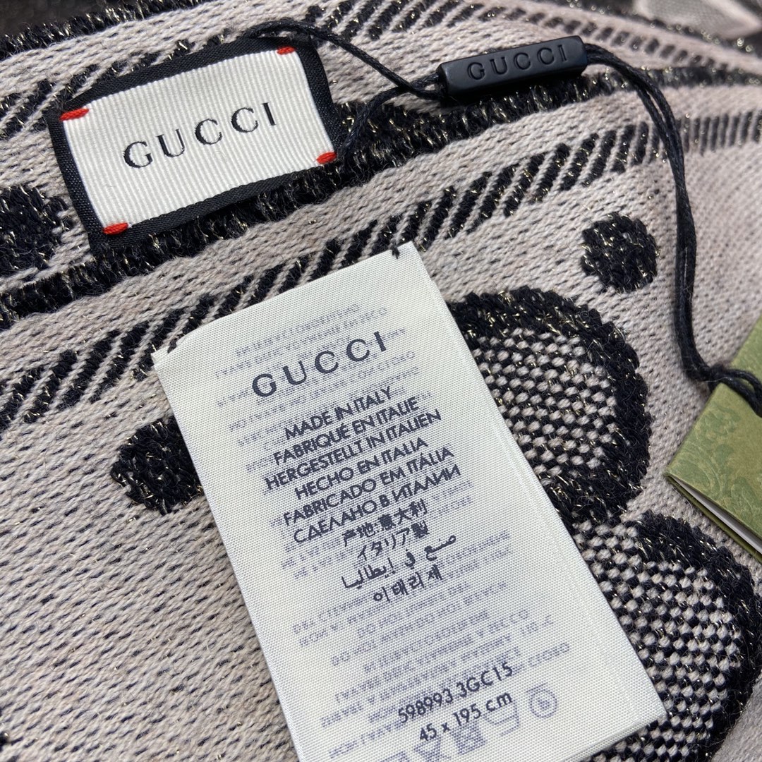 GUCCI Wool jacquard scarf 96% wool 2% polyamide 2% metal fiber