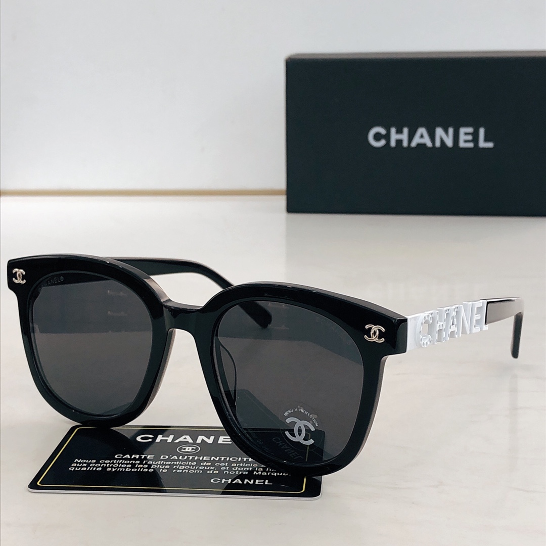 CHANEL MODEL:CH7335