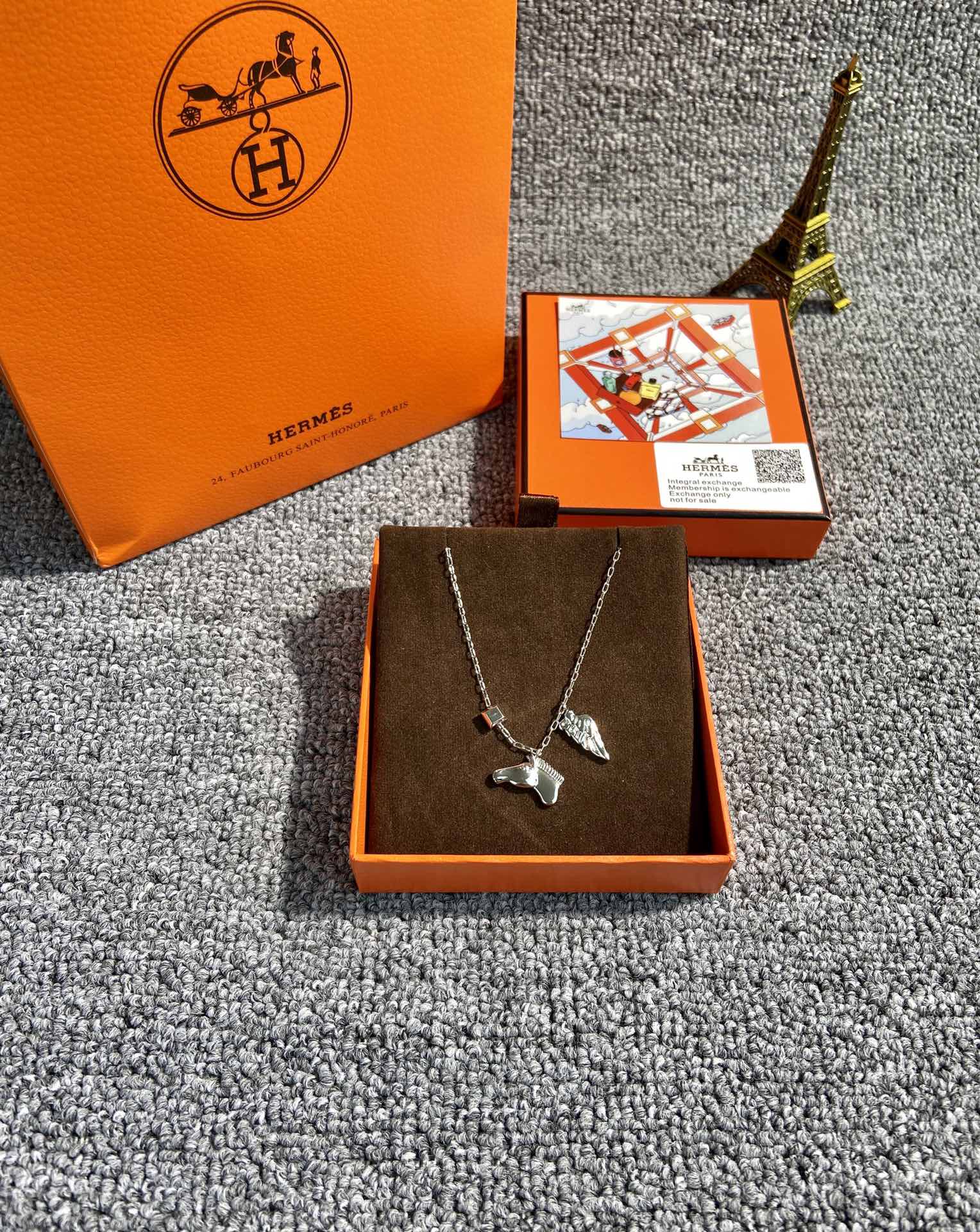 Hermes necklace