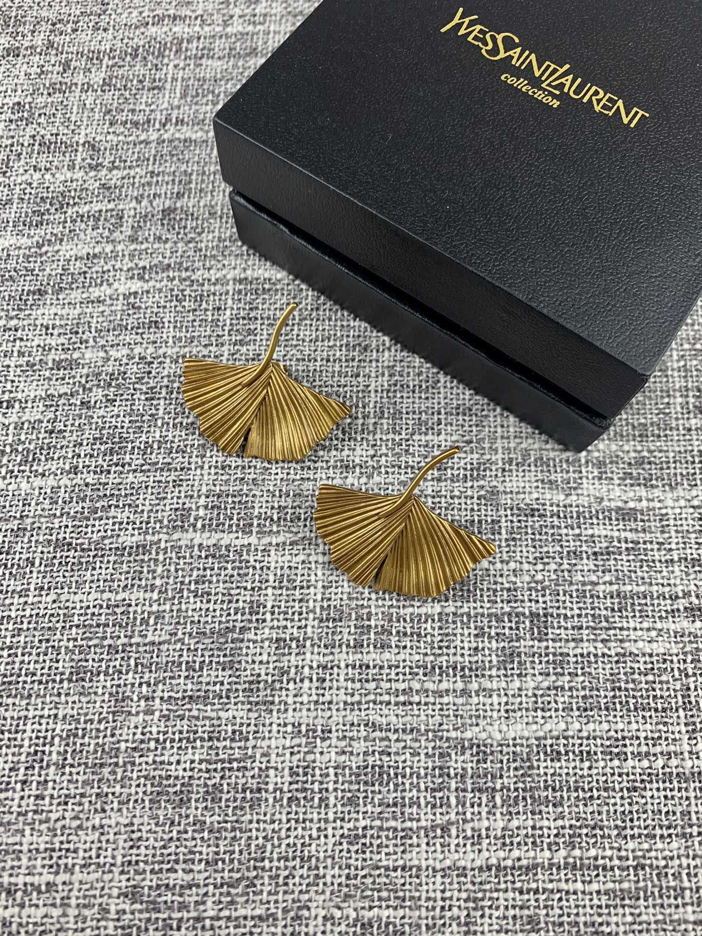 Saint Laurent YSL earrings studs