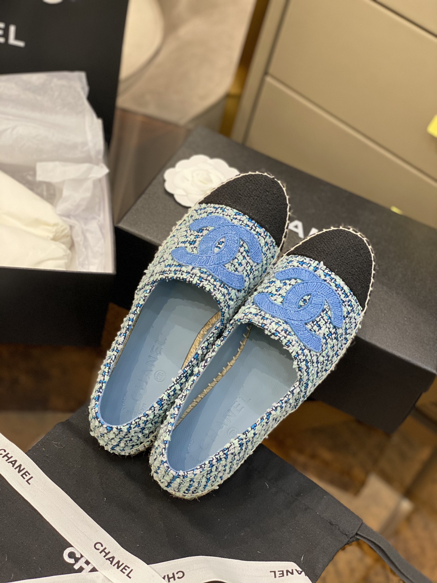 CHANEL fisherman shoes Chanel classic version of the original injection of rubber translucent rubber original color hemp sole