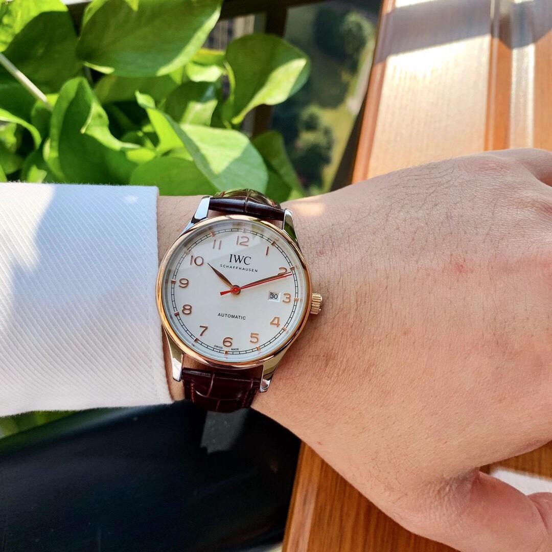 IWC- Pilot's Watches Entry-level luxury watches with automatic mechanical movements