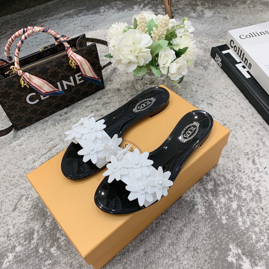 TOD'S 𝙏𝙊𝘿𝙎 2021 summer classic explosive new fabric counter PVC material summer to the beach vacation the best choice