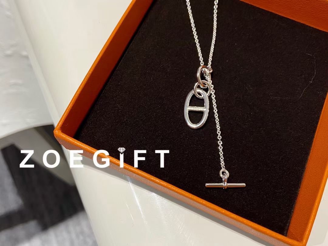 Hermes necklace