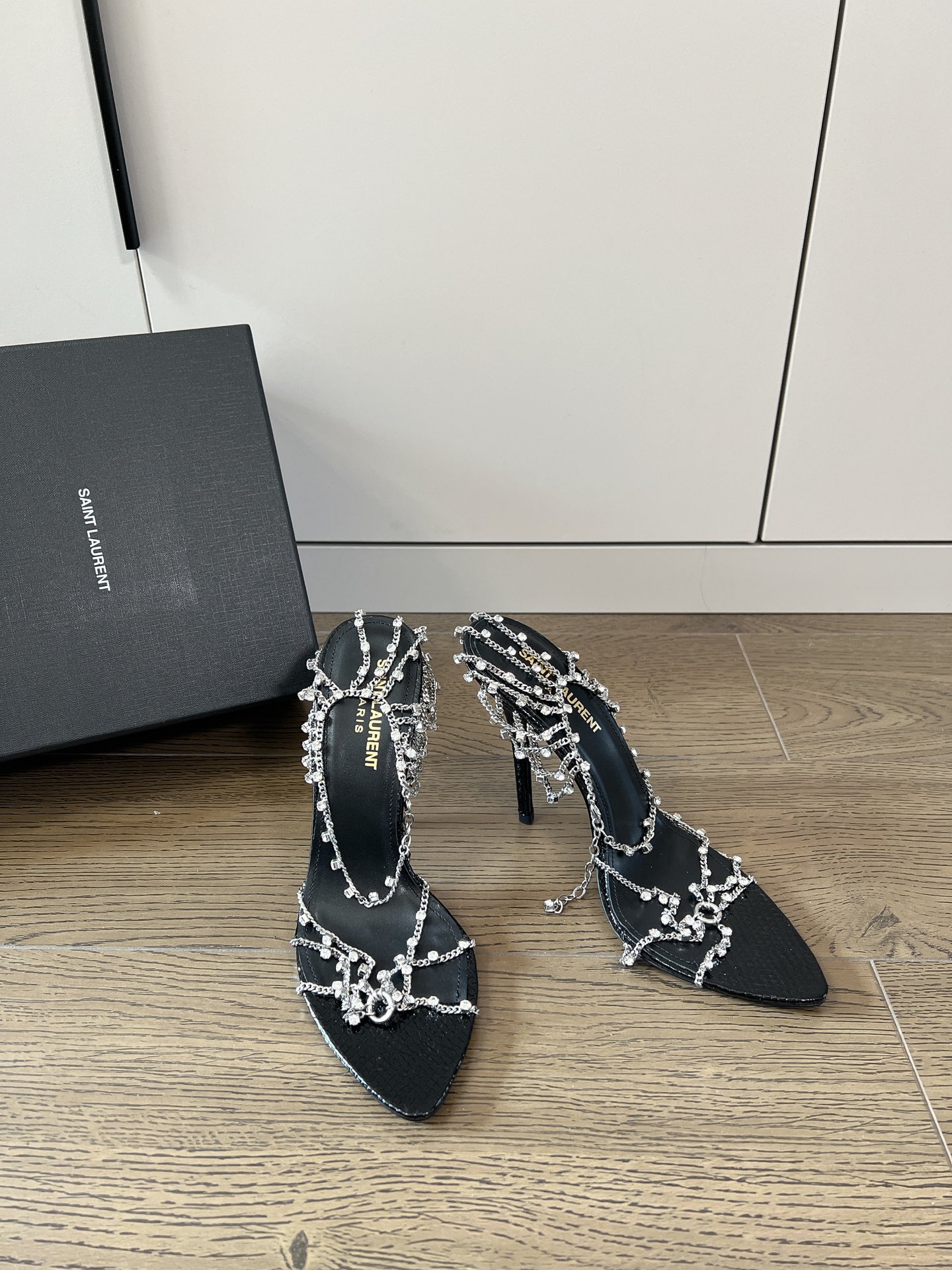 𝙎𝙖𝙞𝙣𝙩 𝙇𝙖𝙪𝙧𝙚𝙣𝙩 | 𝟐𝟎𝟐𝟐/𝐒𝐒 𝐧𝐞𝐰 YSL｜Saint Laurent new metal chain high heels luxury metal rhinestone buckle
