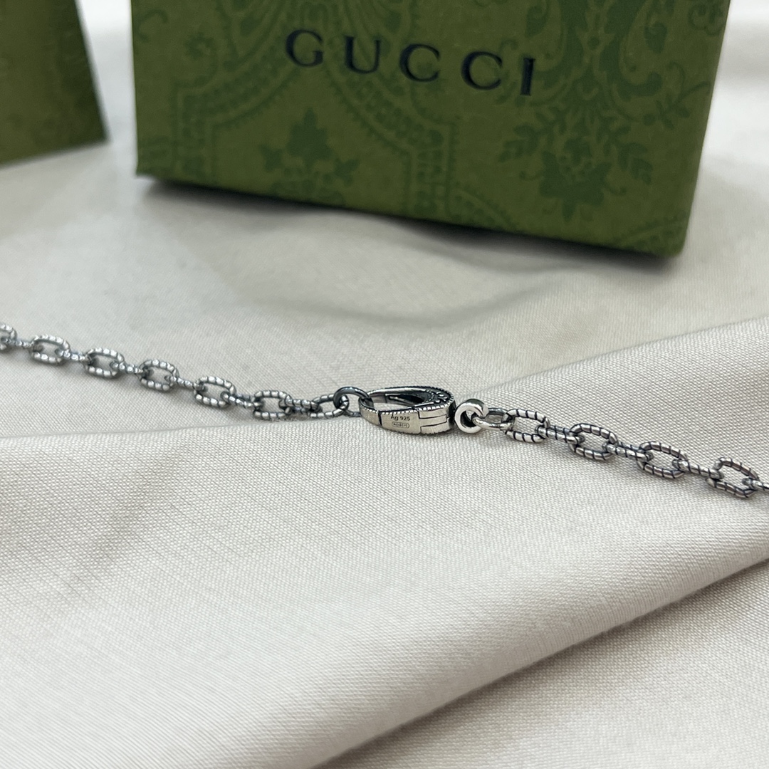 𝐆𝐮𝐜𝐜𝐢 925 Sterling Silver Square G Cutout Pendant Necklace