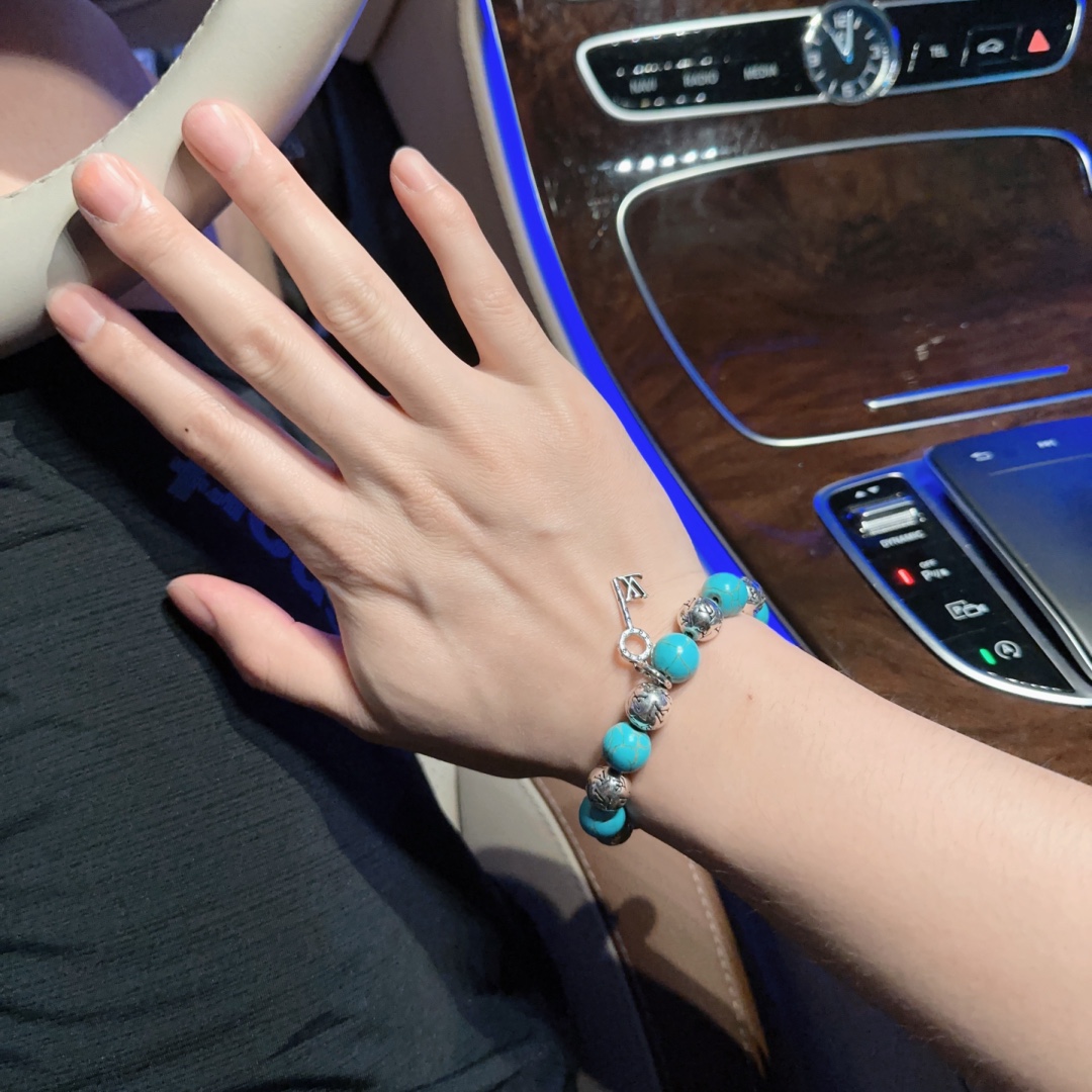 Louis Vuitton LV bracelet 🇷🇼 multi-element turquoise thai silver style (large) bracelet