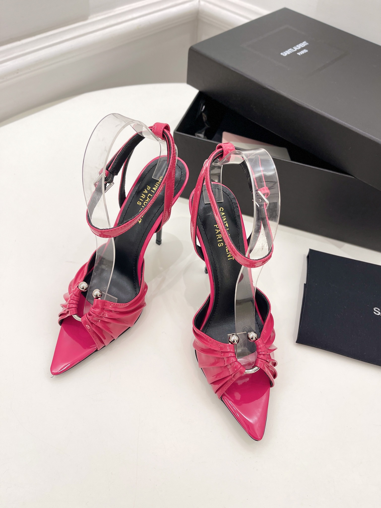 𝙎𝙖𝙞𝙣𝙩 𝙇𝙖𝙪𝙧𝙚𝙣𝙩 | 𝟐𝟎𝟐𝟏/𝐒𝐒 𝐧𝐞𝐰 YSL｜Roland 2022/fw early spring new baked high heels