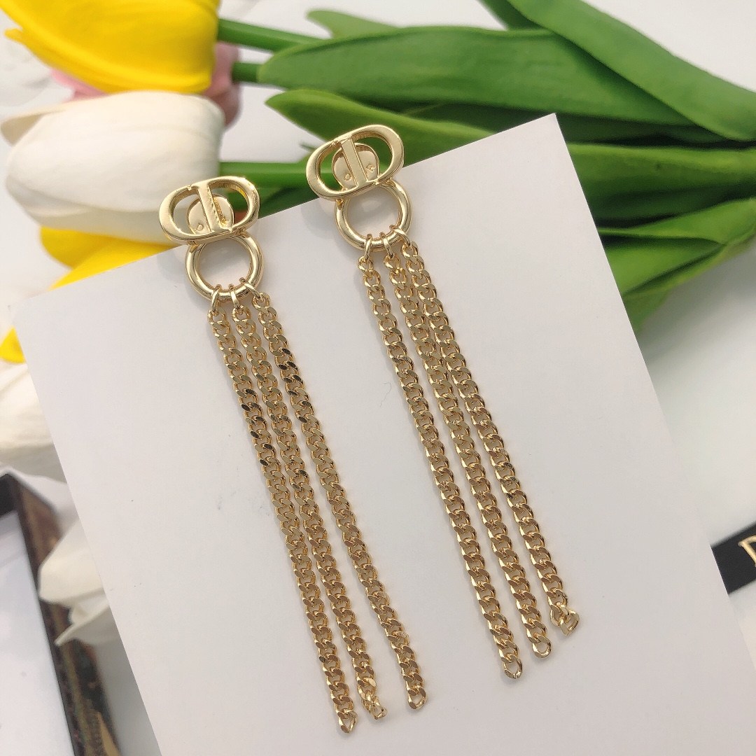 Dior CD letter chain tassel earrings