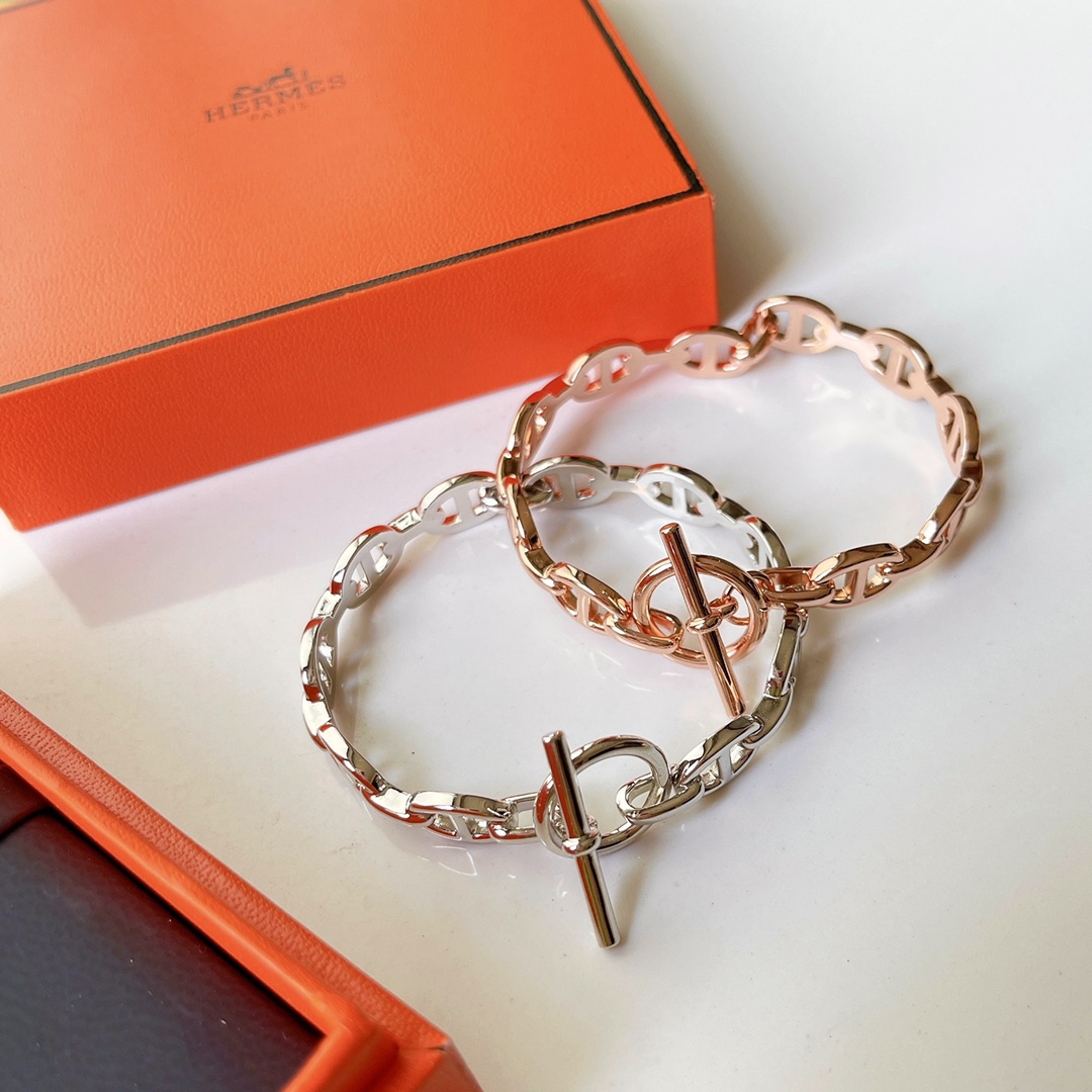 Hermes bracelet