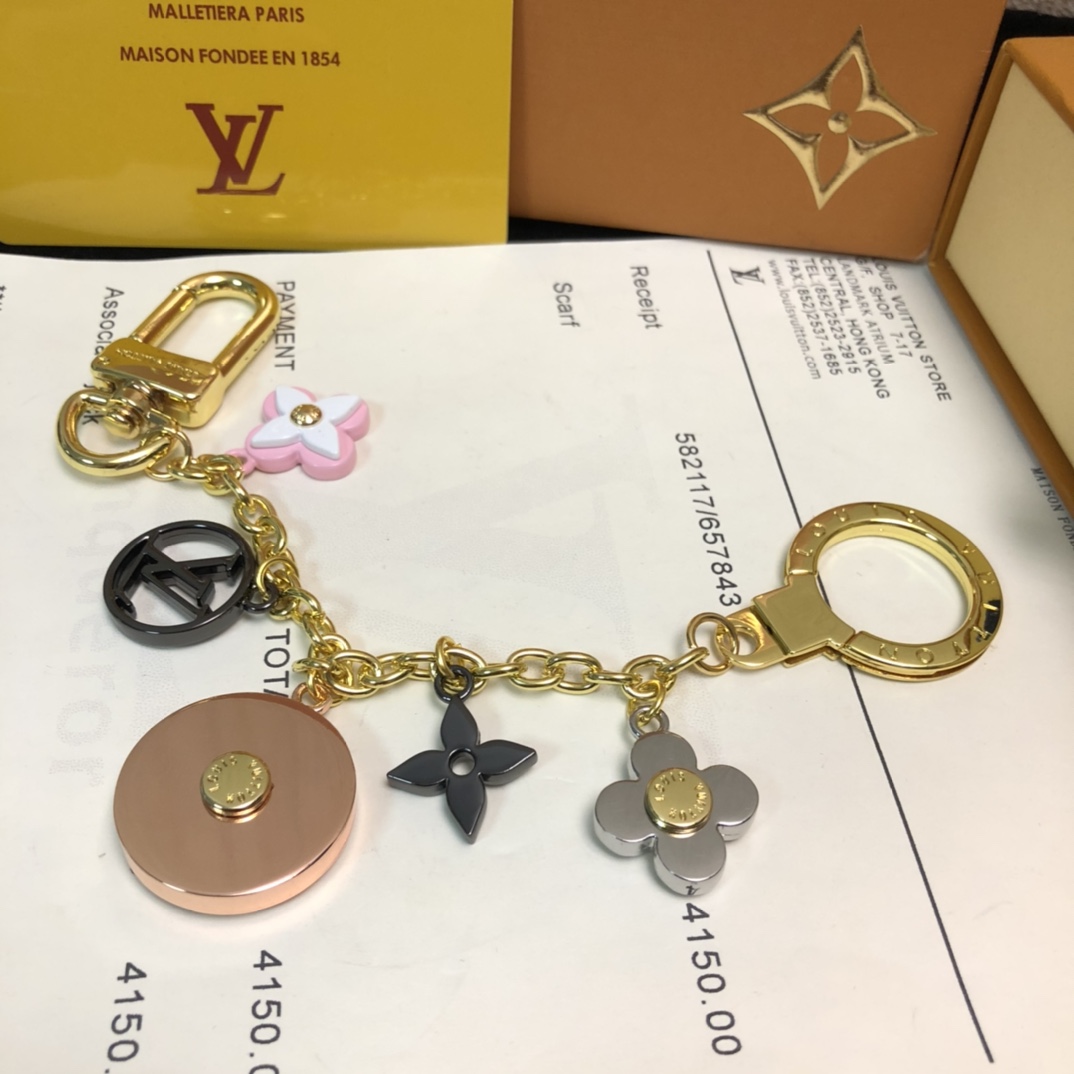 Louis Vuitton Lv Keychain Chain bag accessory