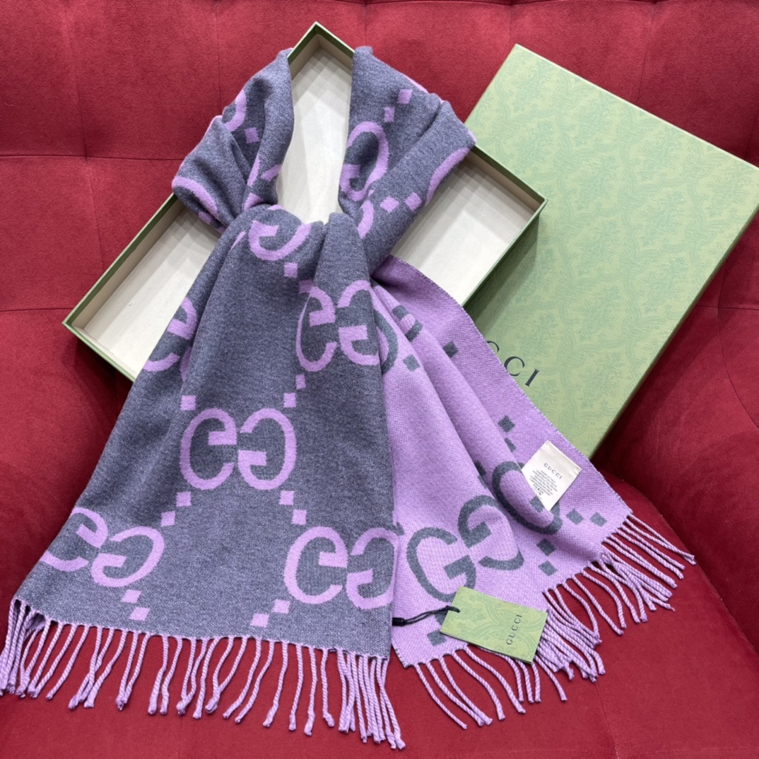 GUCCI Double-sided big 𝐆 tassel scarf 100% cashmere