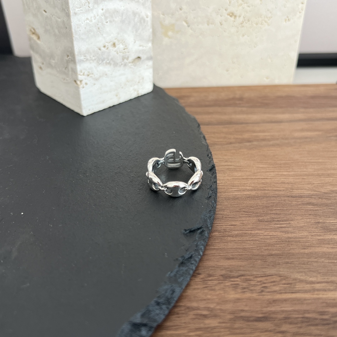 𝐆𝐮𝐜𝐜𝐢 925 sterling silver double G pig nose ring Size: 12# 14# 16# 18# 20# 22#