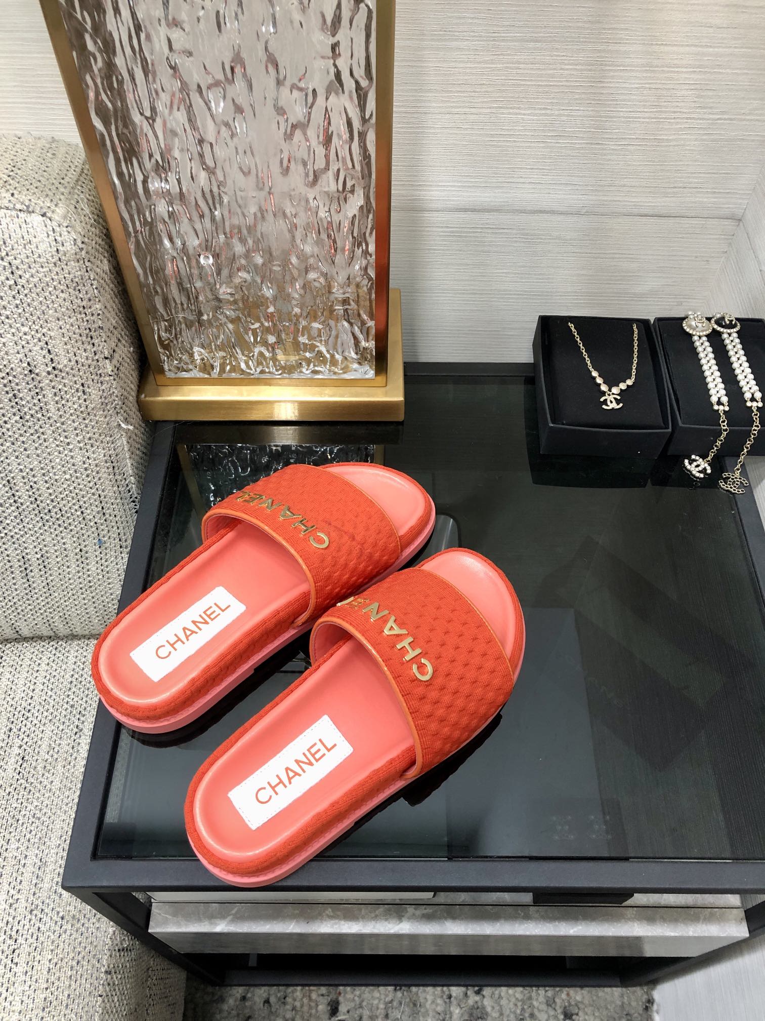 CHANEL 2022 early spring latest honey slippers fashion versatile series imported sheepskin cushioned feet