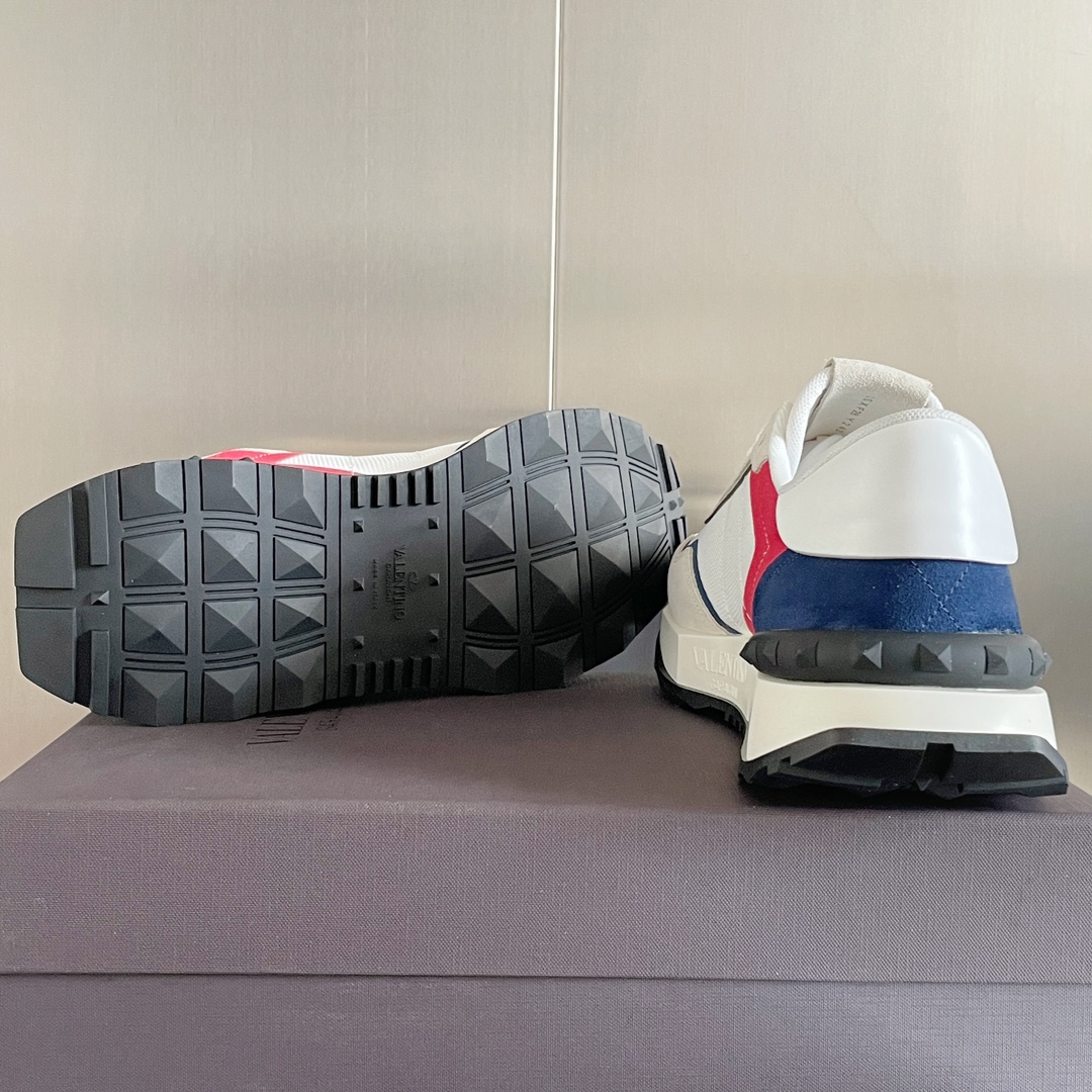 【Valentino】𝟐𝟎𝟐𝟏/𝐒𝐒 𝐧𝐞𝐰  Valentino new NETRUNNER series casual air cushion sports shoes