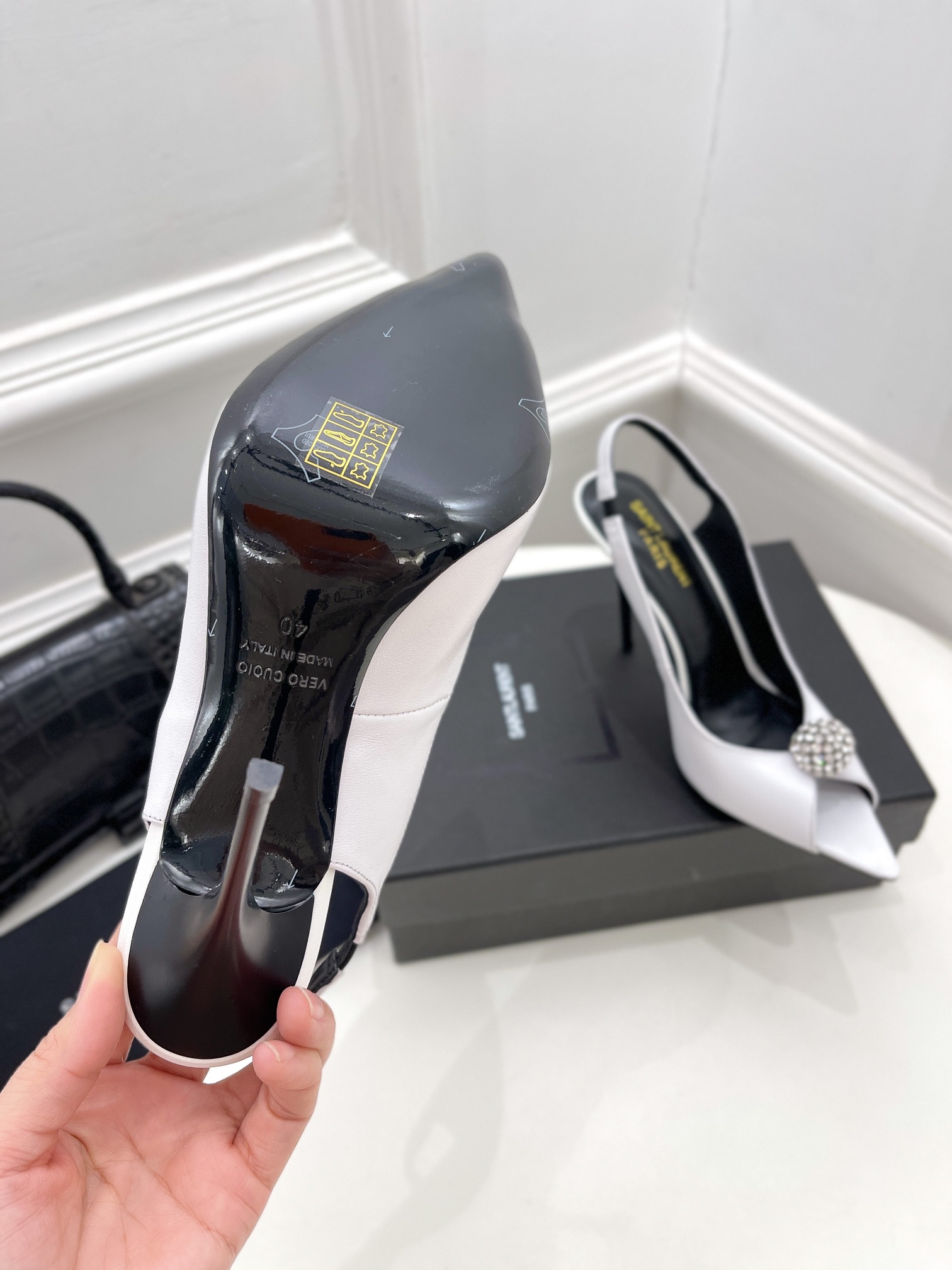 𝙎𝙖𝙞𝙣𝙩 𝙇𝙖𝙪𝙧𝙚𝙣𝙩 | 𝟐𝟎𝟐𝟏/𝐒𝐒 𝐧𝐞𝐰 YSL｜Roland 2022/fw early spring new baked high heels