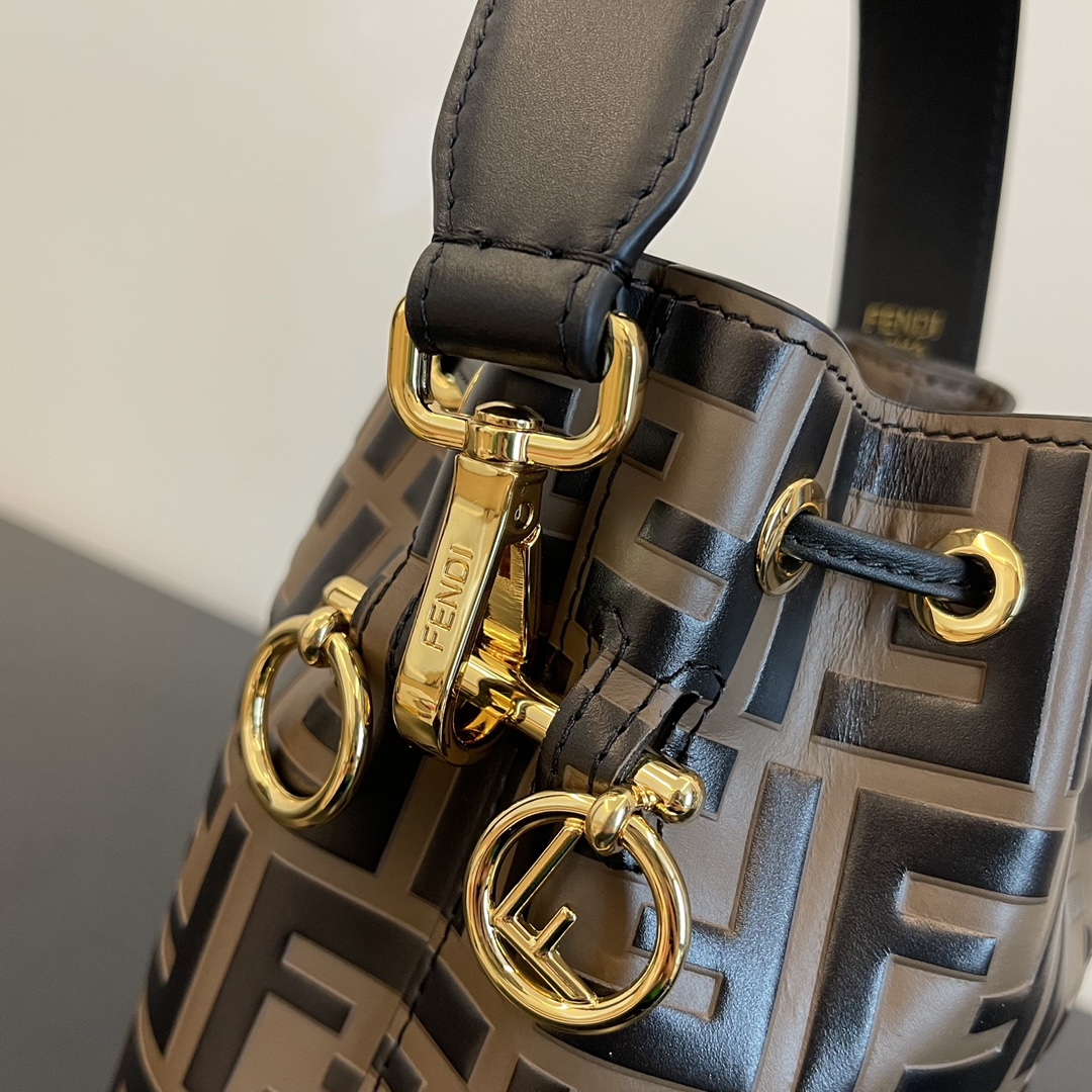 FENDI new mon tresor bag F printed bucket bag