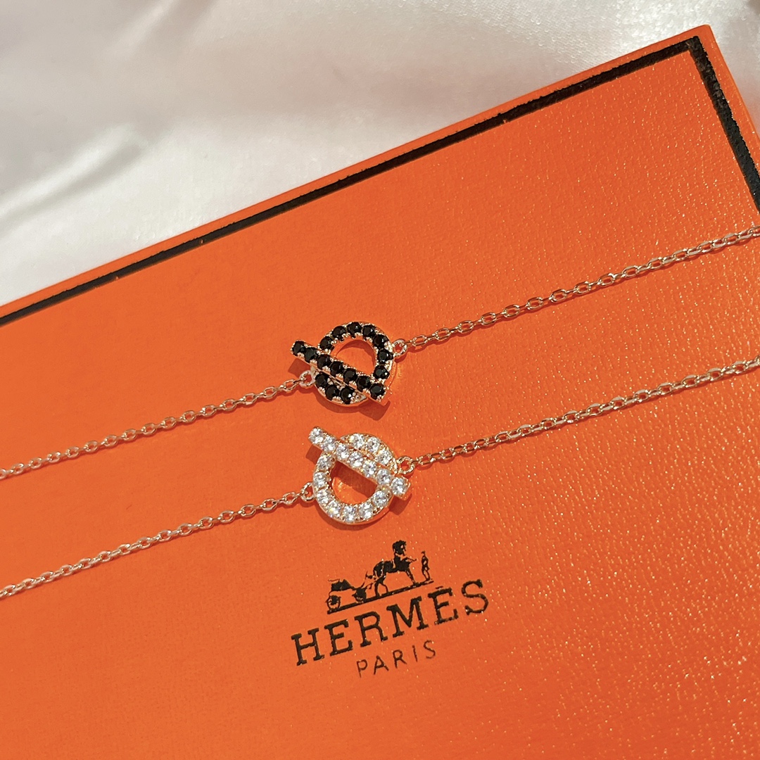 Hermes bracelet