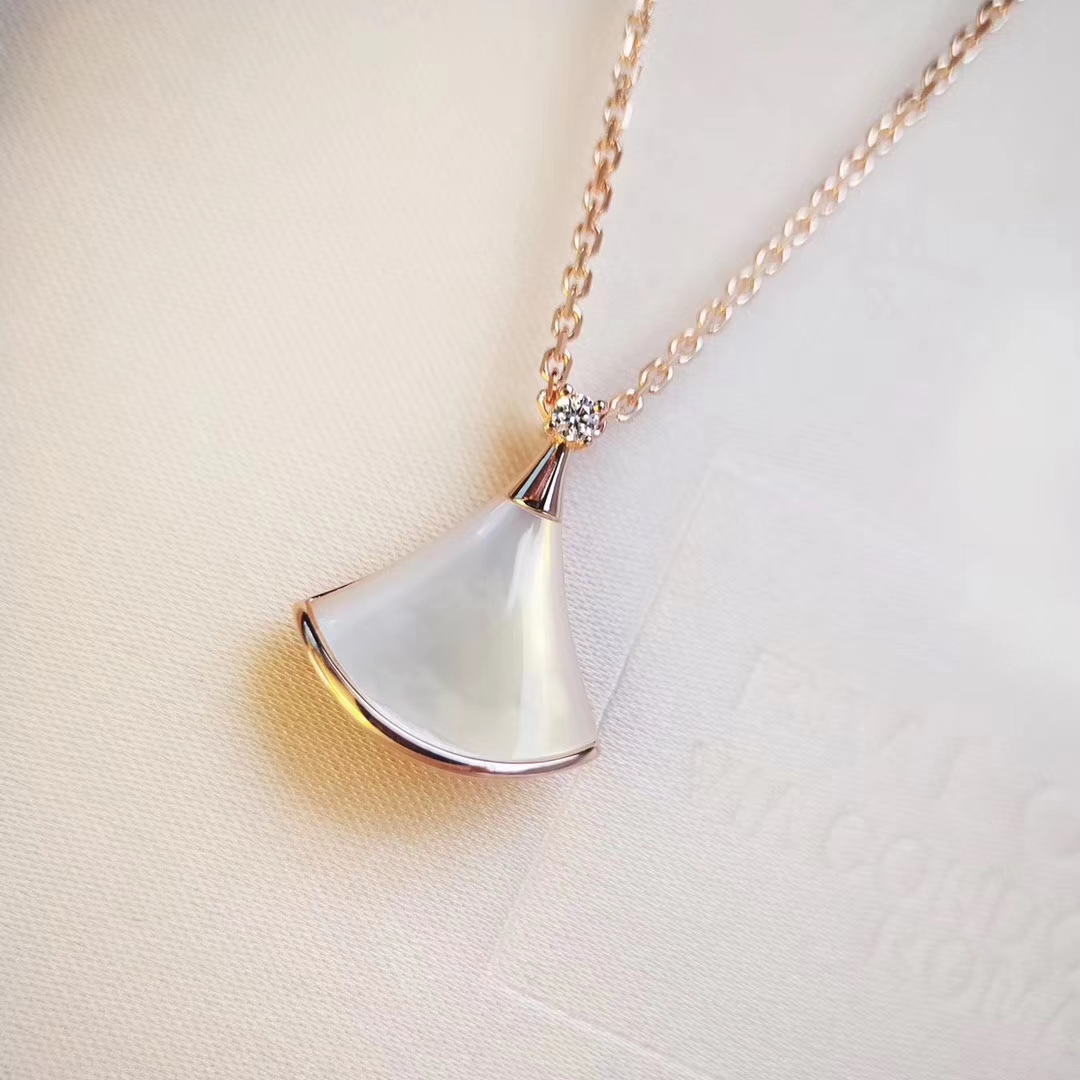 BVLGARI necklace