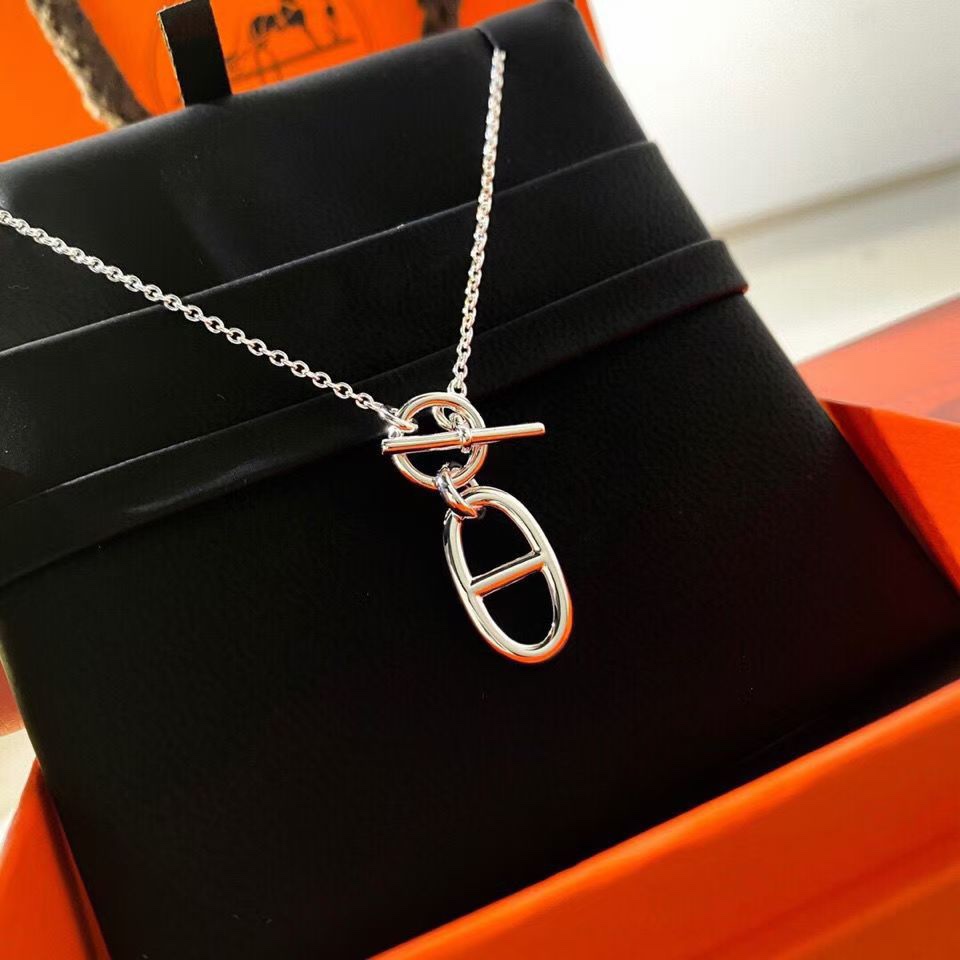 Hermes necklace