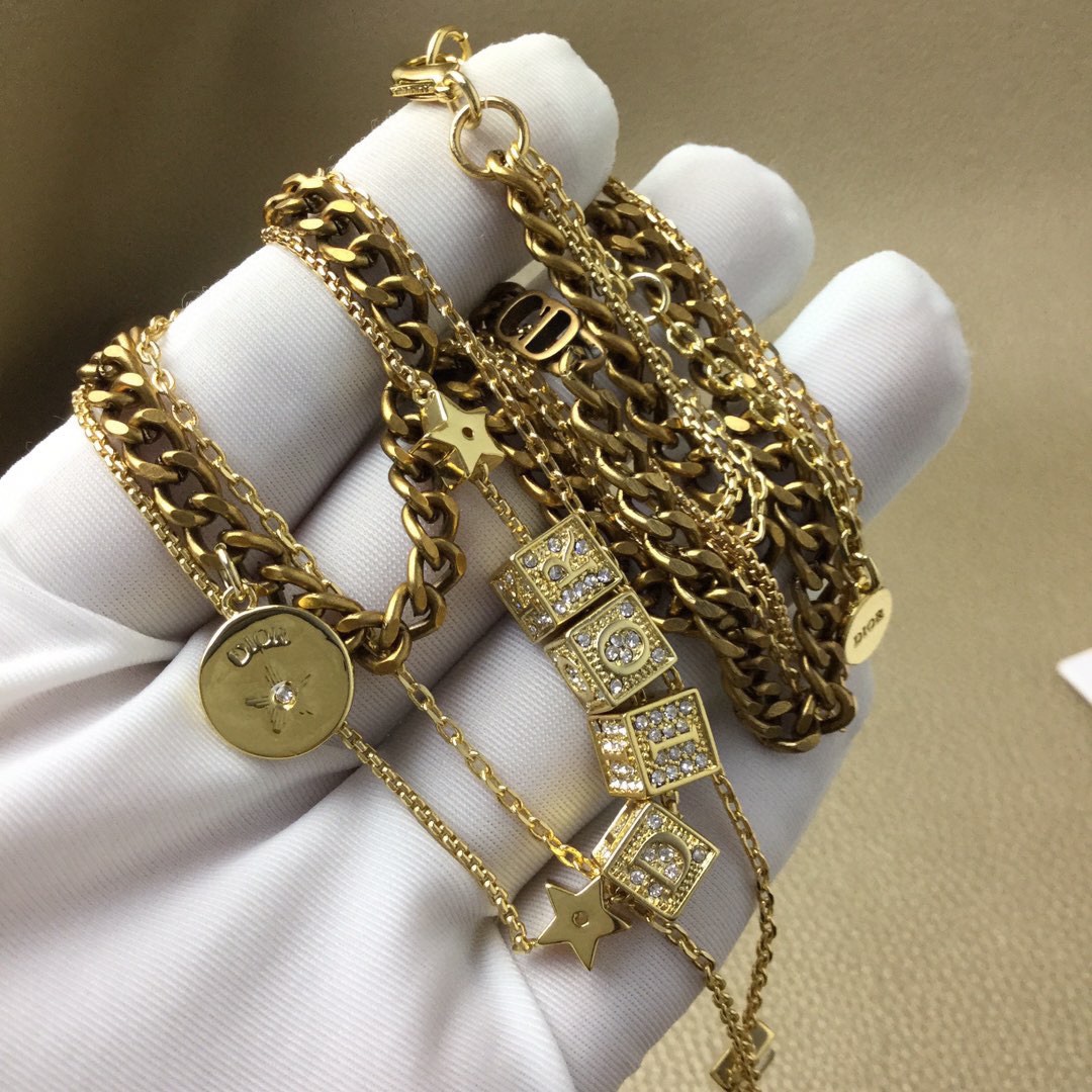 Dior necklace