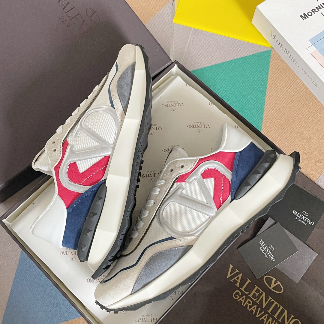 【Valentino】𝟐𝟎𝟐𝟏/𝐒𝐒 𝐧𝐞𝐰  Valentino new NETRUNNER series casual air cushion sports shoes
