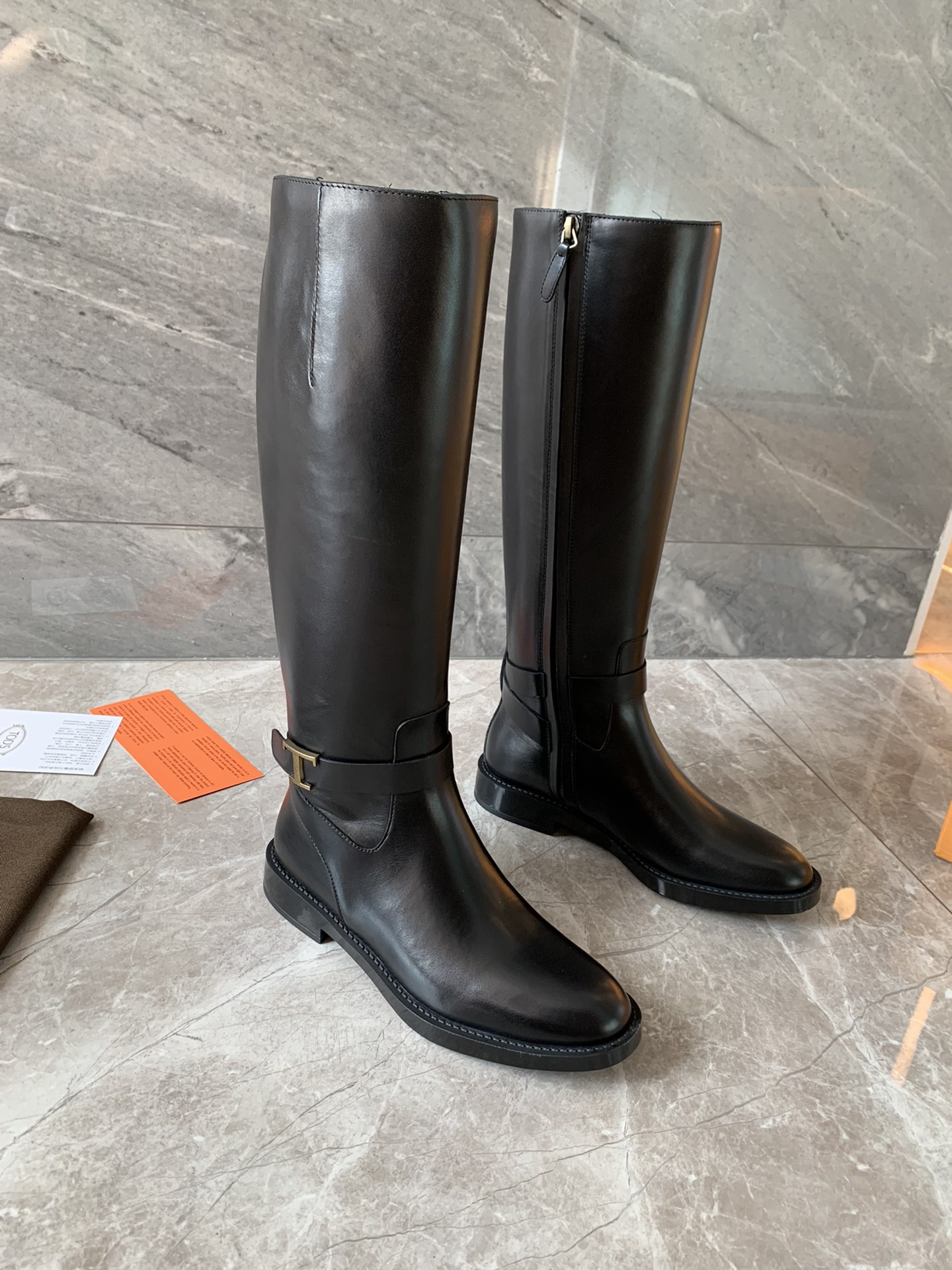 TODS | 𝟐𝟎𝟐𝟏/𝐒𝐒 𝐧𝐞𝐰 Todds 21FW latest black side zipper boots