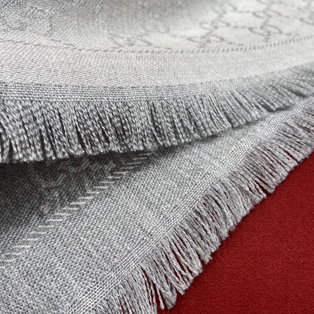 GUCCI Double-sided three-dimensional jacquard 100% wool