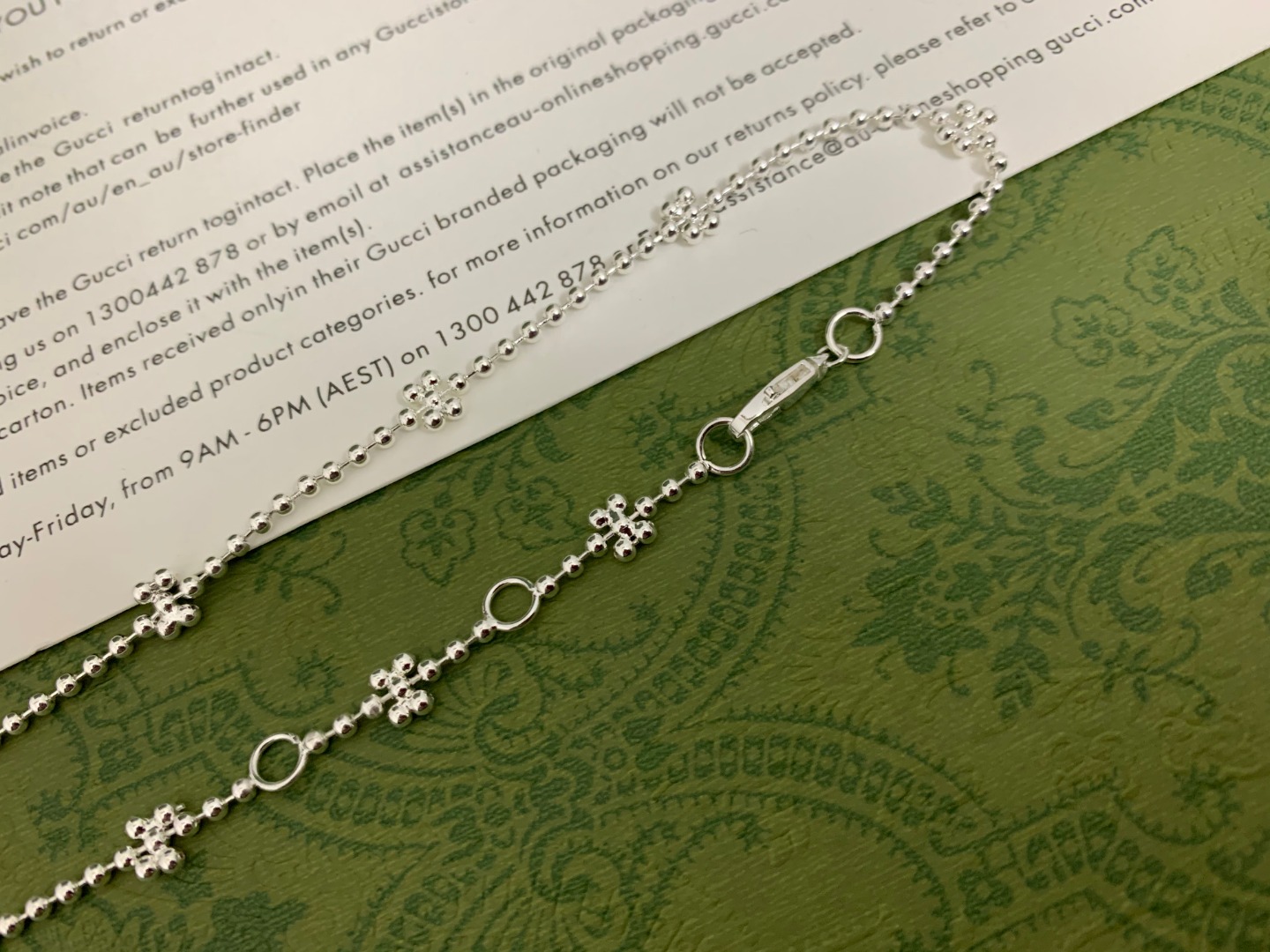 𝐆𝐮𝐜𝐜𝐢 Snowflake Necklace