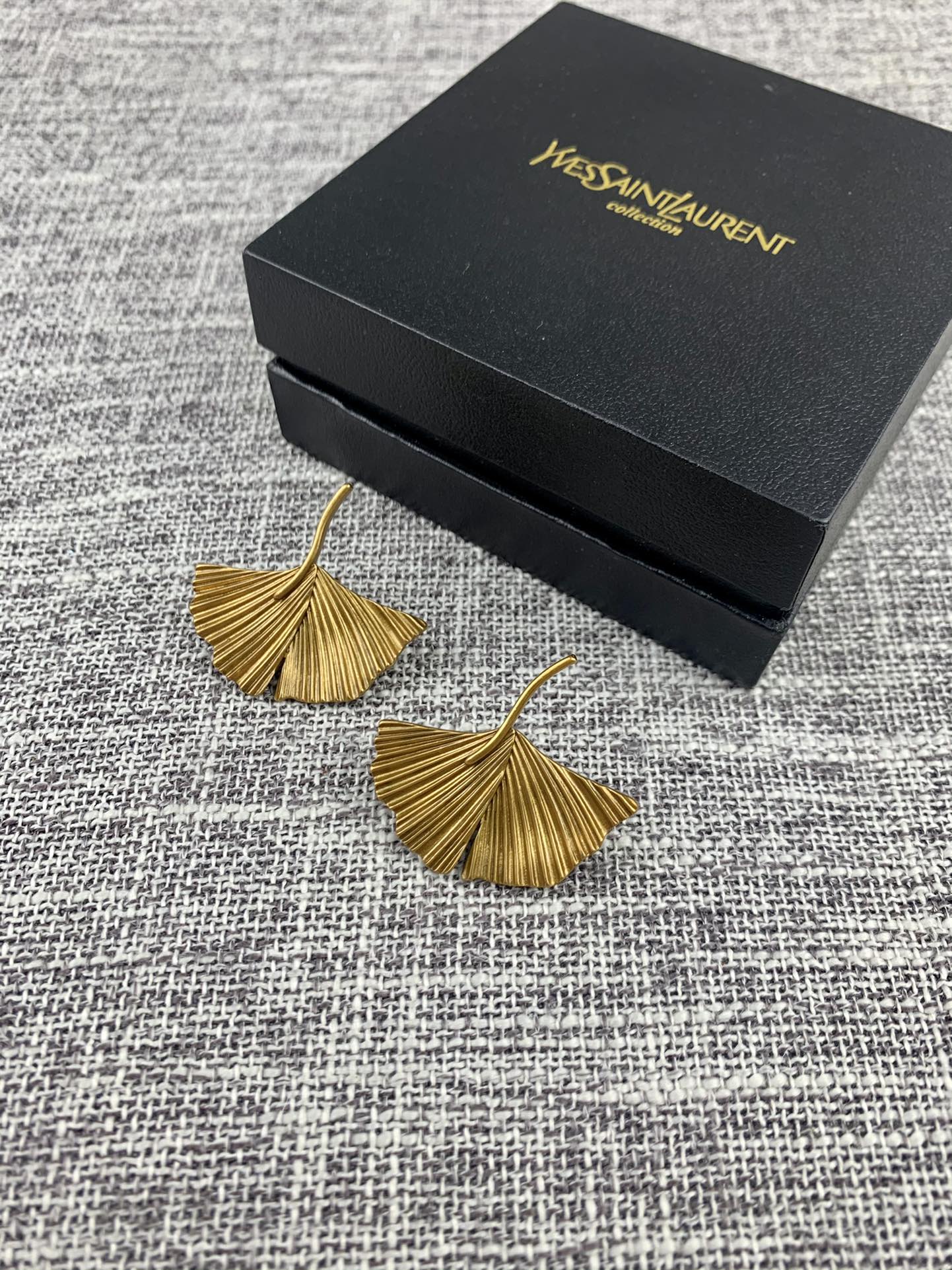 Saint Laurent YSL earrings studs