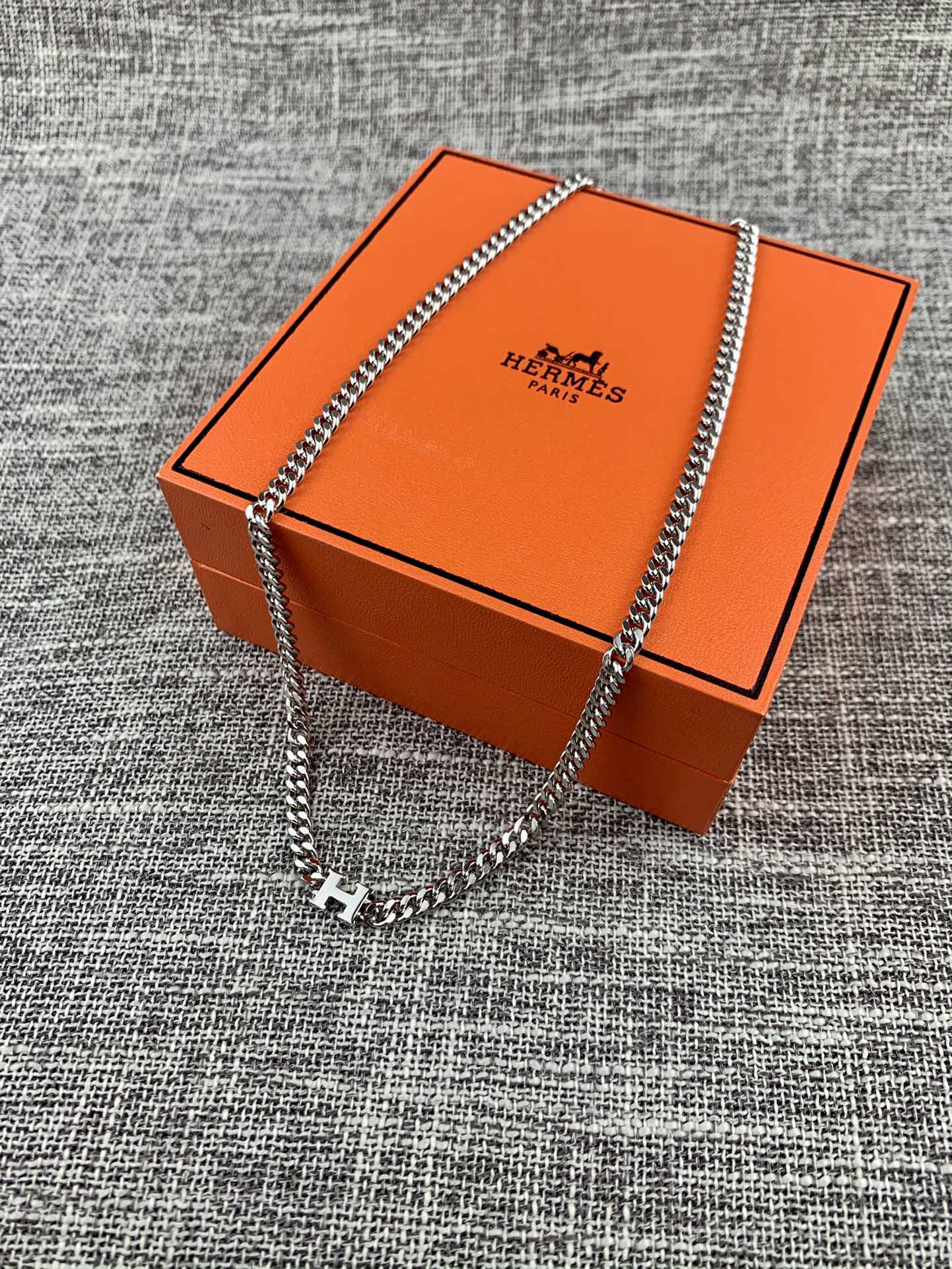 Hermes necklace