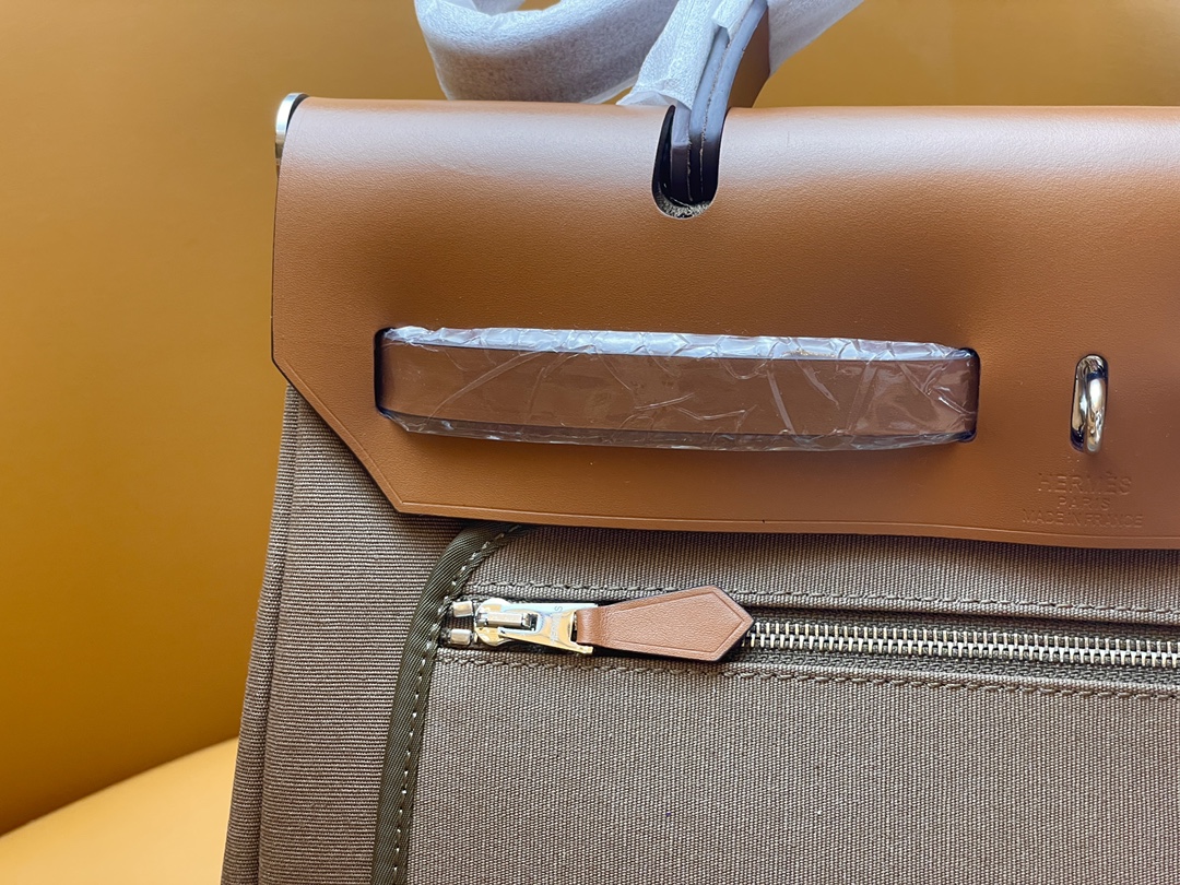 Herbag 31 inner seam gold brown with olive green silver buckle