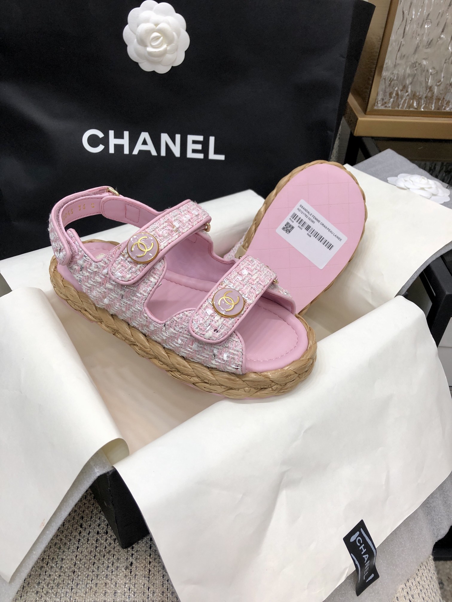 CHANEL 2023 spring and summer latest woven velcro sandals Japan imported woven materials