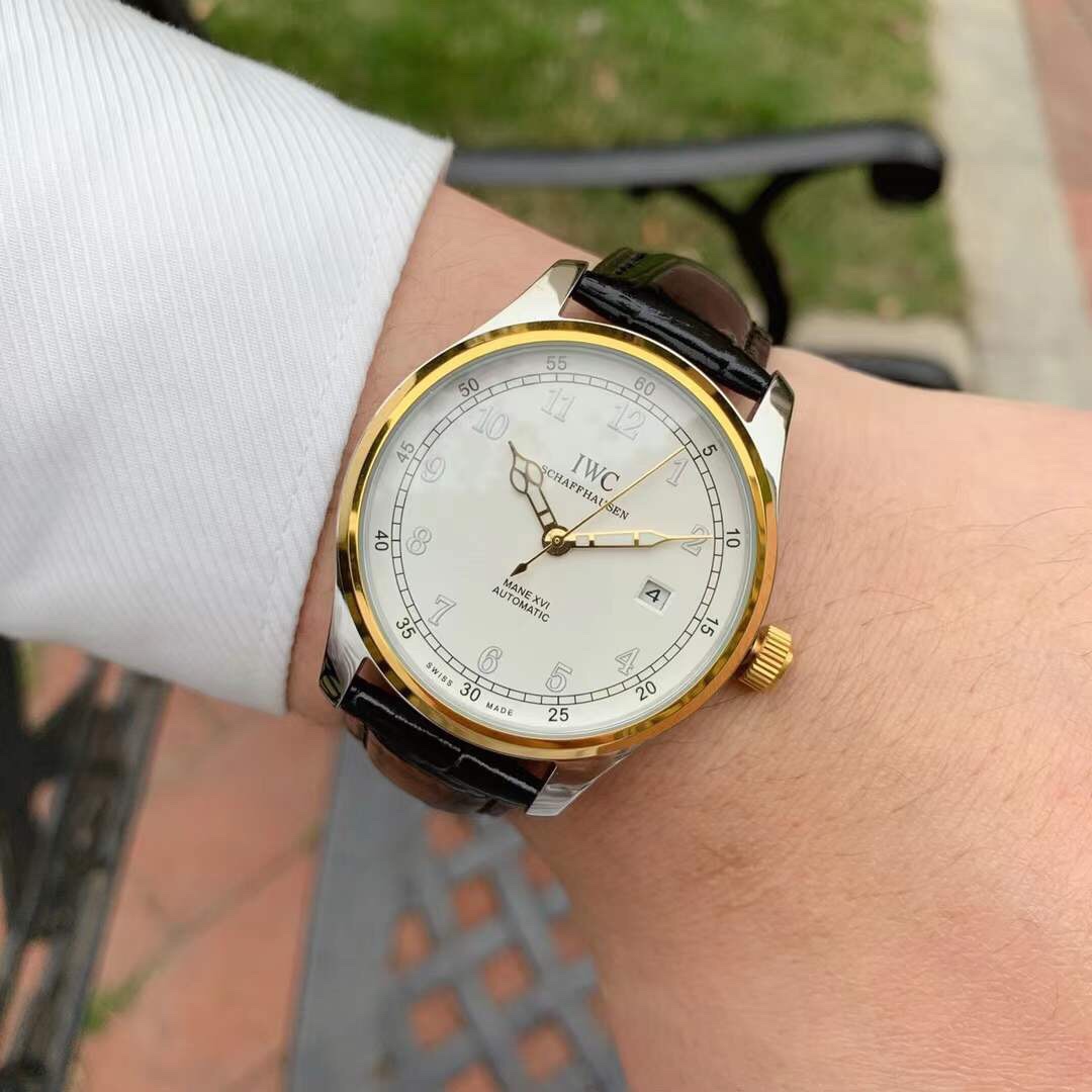 IWC- Vanguard - Men's Watch Mechanical Automatic Movement Mineralized Glass 316L Stainless Steel Case