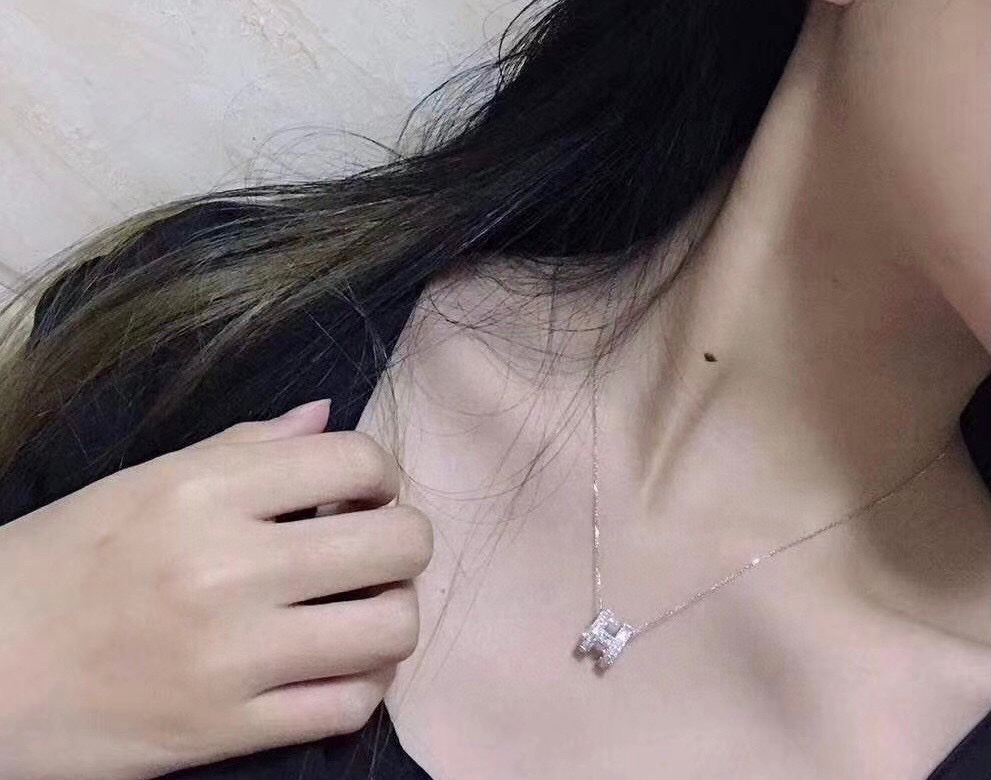 Hermes necklace