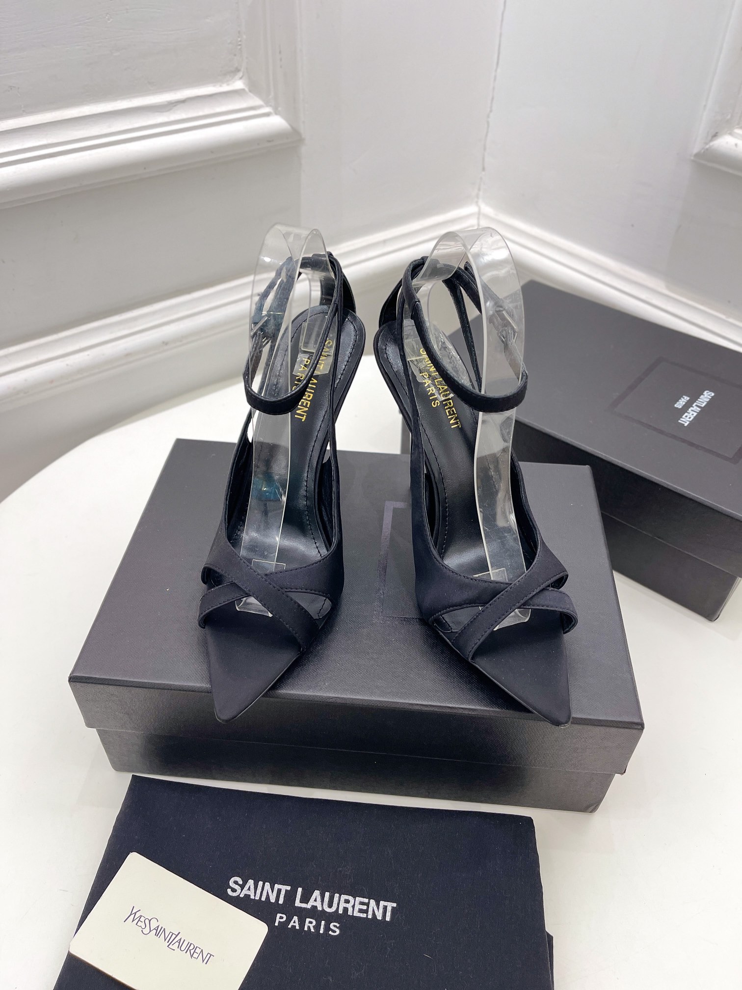 𝙎𝙖𝙞𝙣𝙩 𝙇𝙖𝙪𝙧𝙚𝙣𝙩 | 𝟐𝟎𝟐𝟏/𝐒𝐒 𝐧𝐞𝐰 YSL｜Roland 2022/fw early spring new baked high heels