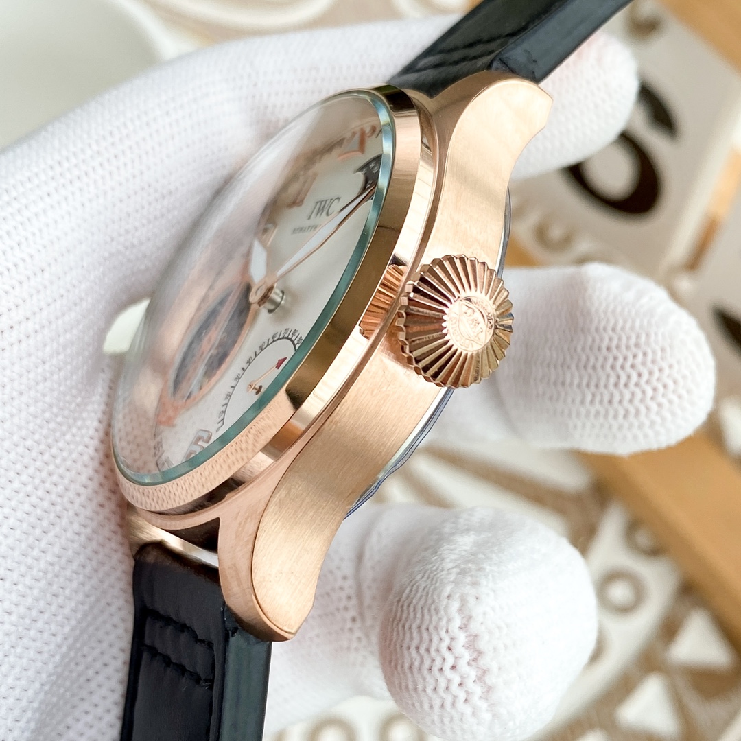 IWC- Fine men's watches Fully automatic mechanical movement, top 316 steel case and strap